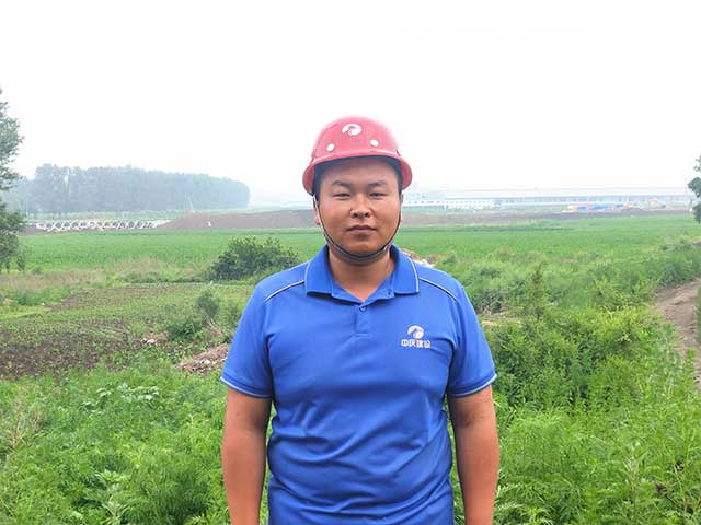 黄健.jpg 黄健.jpg