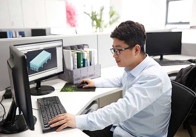 刘伟-(2).jpg 刘伟-(2).jpg