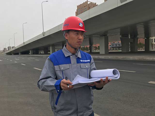 孙健.jpg 孙健.jpg