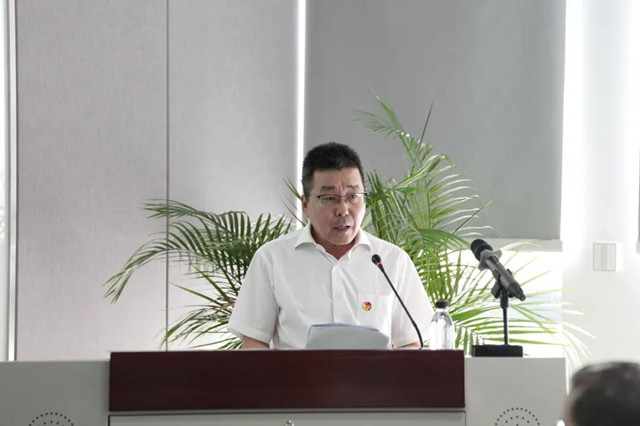 冯玉宝进行工作总结及部署_副本.jpg 冯玉宝进行工作总结及部署_副本.jpg