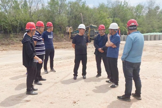 4.专班“拉网式”隐患排查.jpg 4.专班“拉网式”隐患排查.jpg